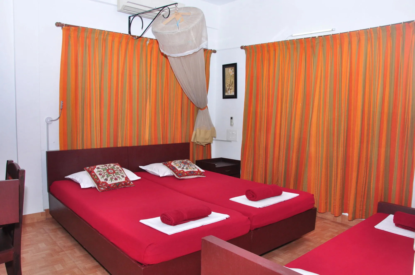 Reds Residency - Homestay