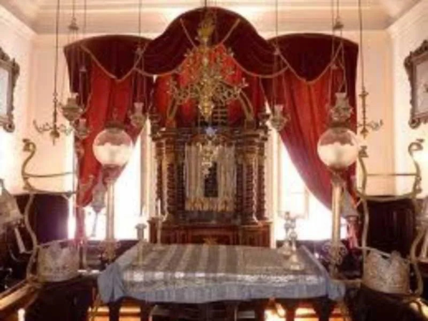 Apartment & Rooms House with Garden