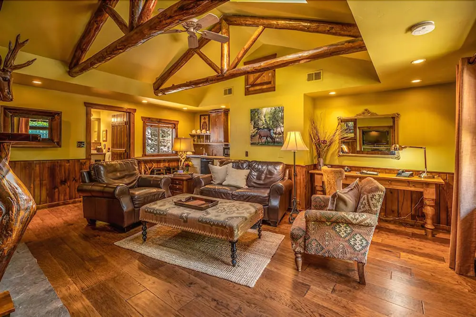 Highland Haven Creekside Inn