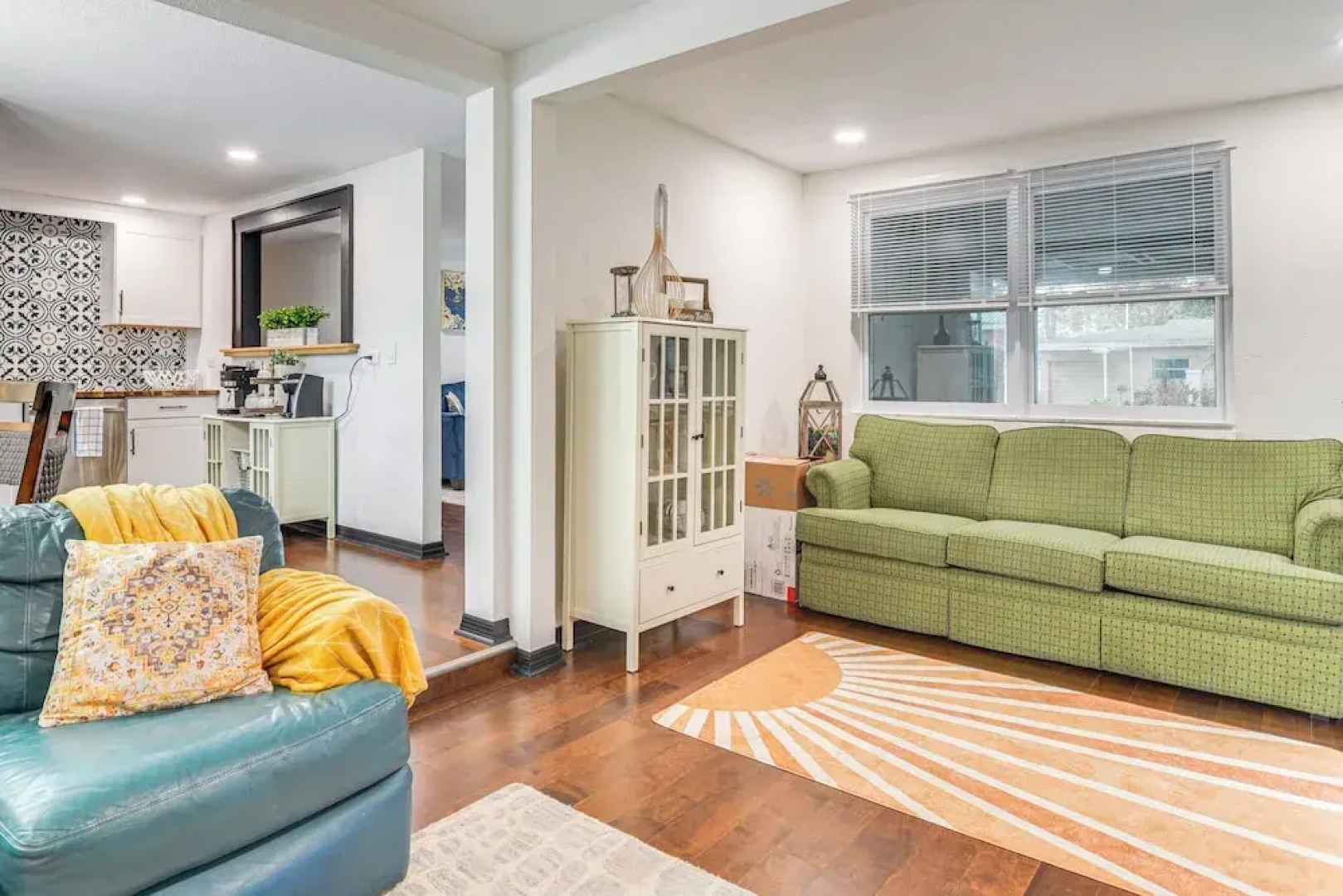 2 Mi to Beach: Family Getaway w/ Yard in St Pete!
