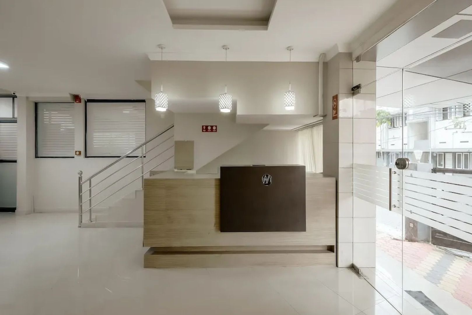 OYO Flagship 240 Southern Railway Station