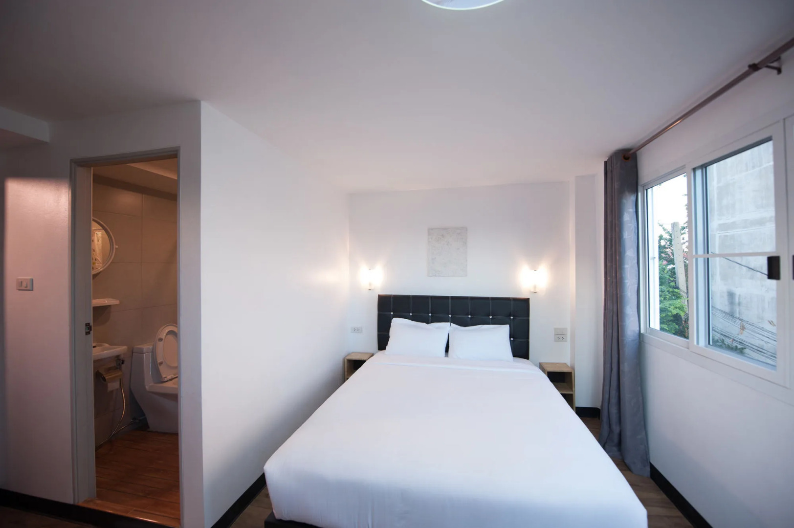 Hoppers Place Donmuang Room