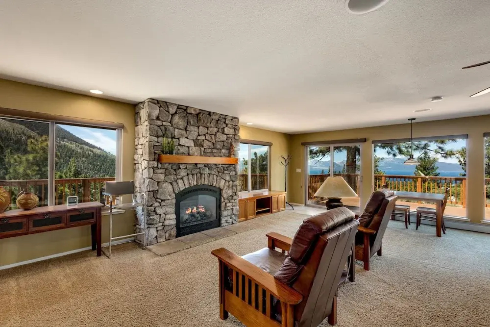 Tudor Lodge 4 Bedroom Home