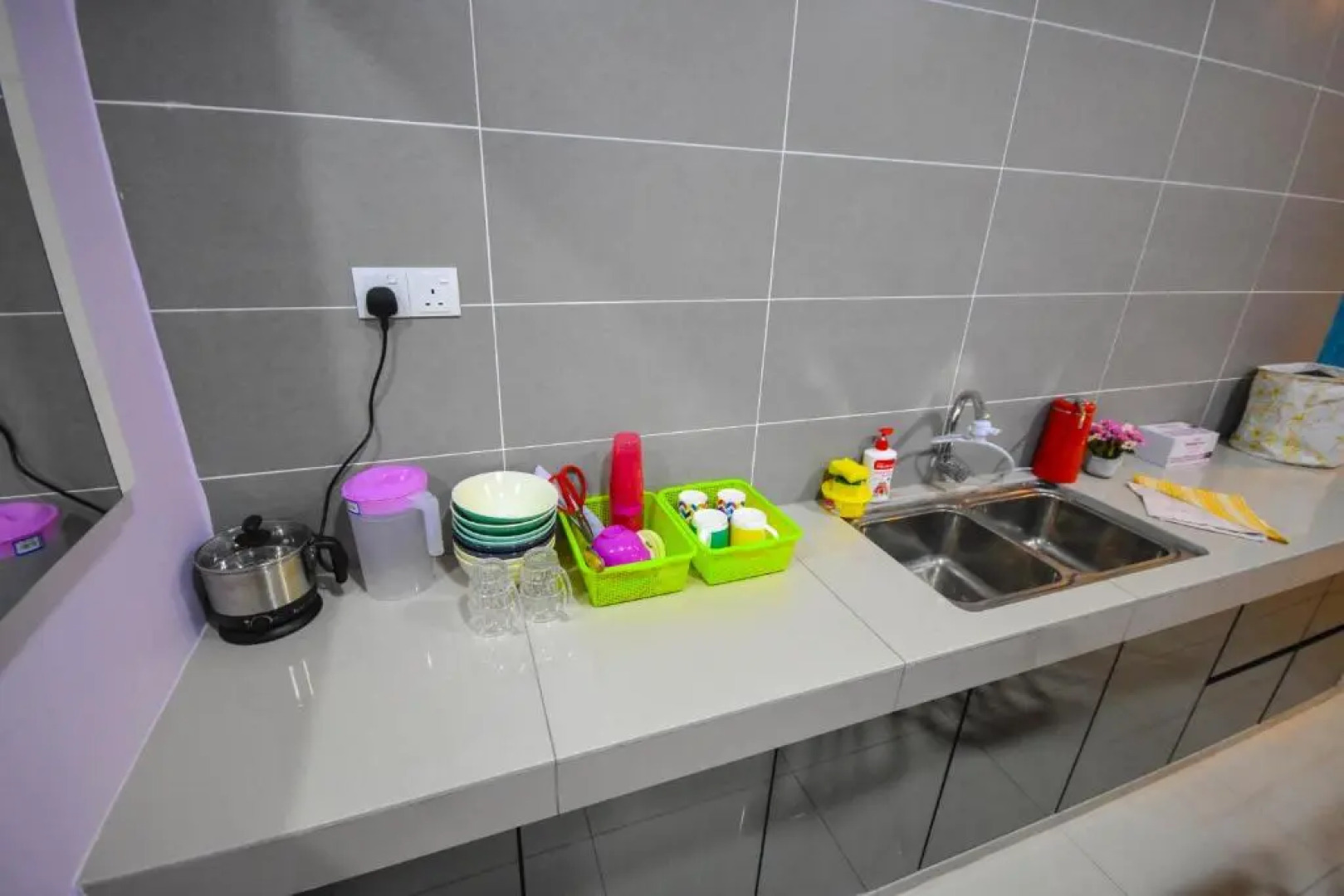 275 Sitiawan Homestay