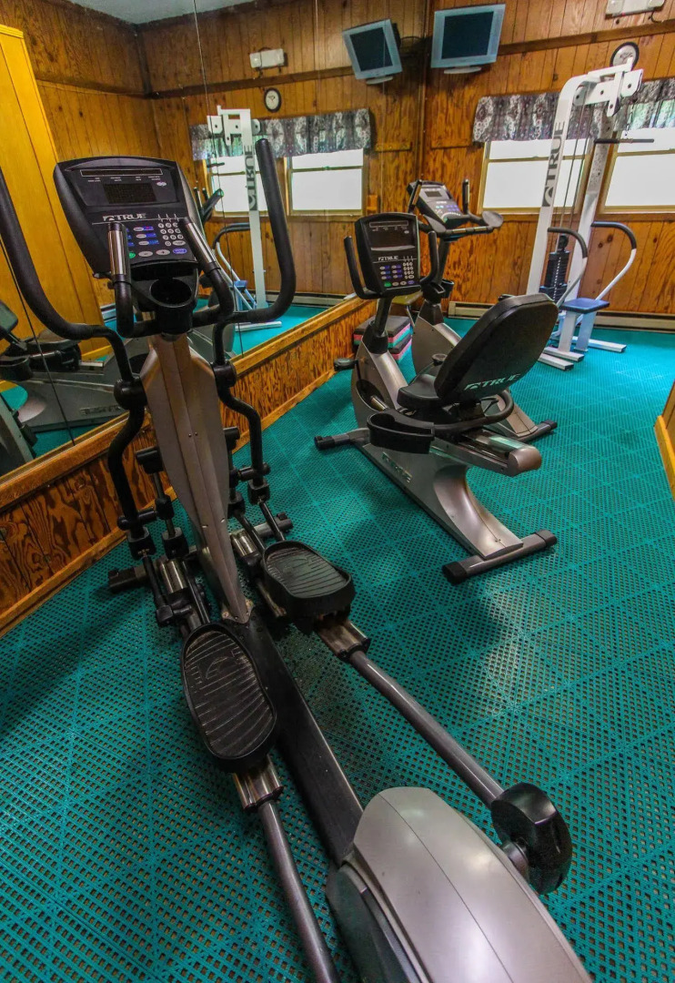 Smoketree Lodge by VRI Resort