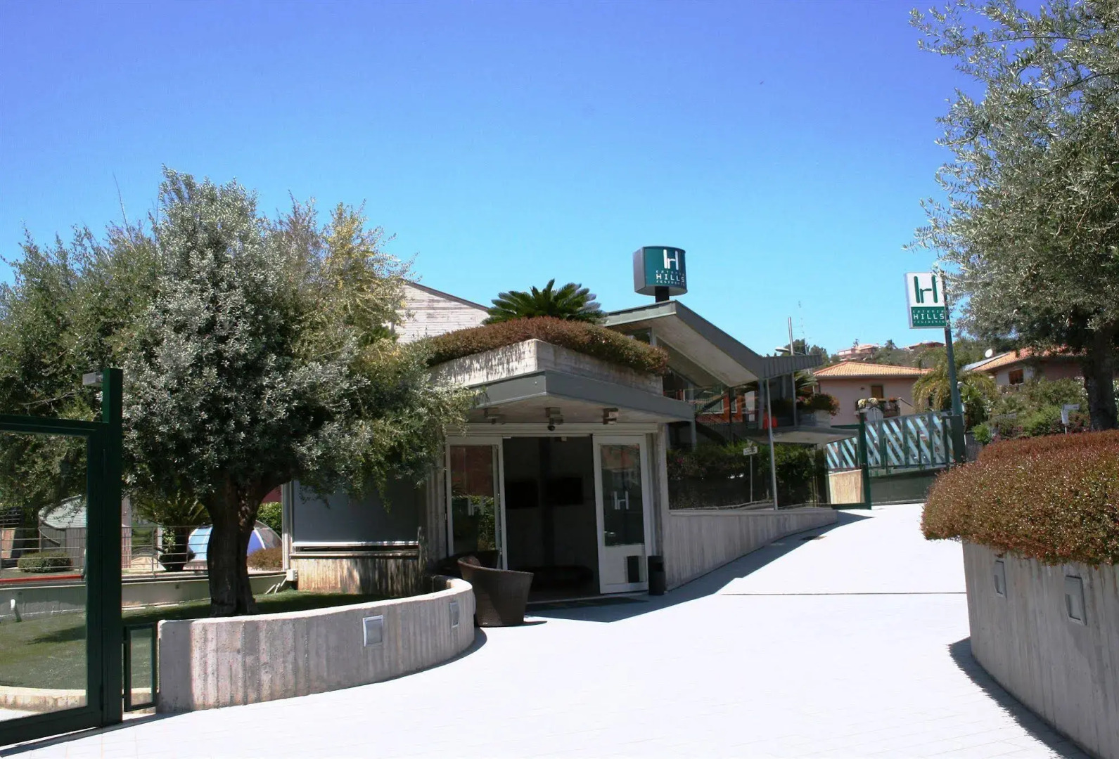 Catania Hills Residence