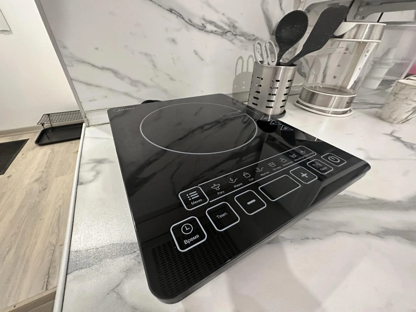 Сеть гостевых квартир на улице Ситникова 6