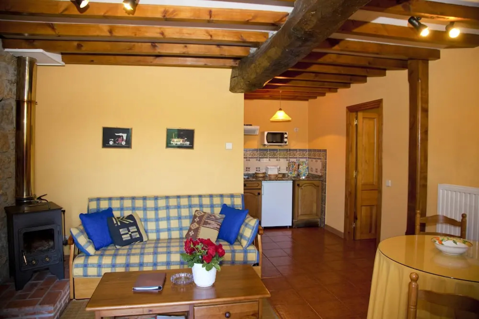 Apartamentos Rurales La Torea