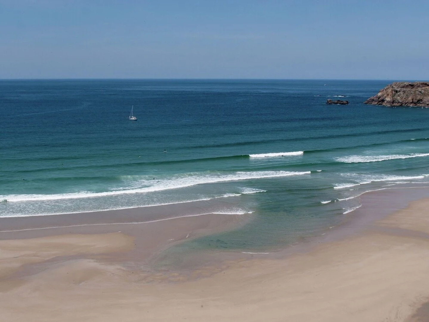 Luxurious Holiday Home in Plouhinec Near Sea