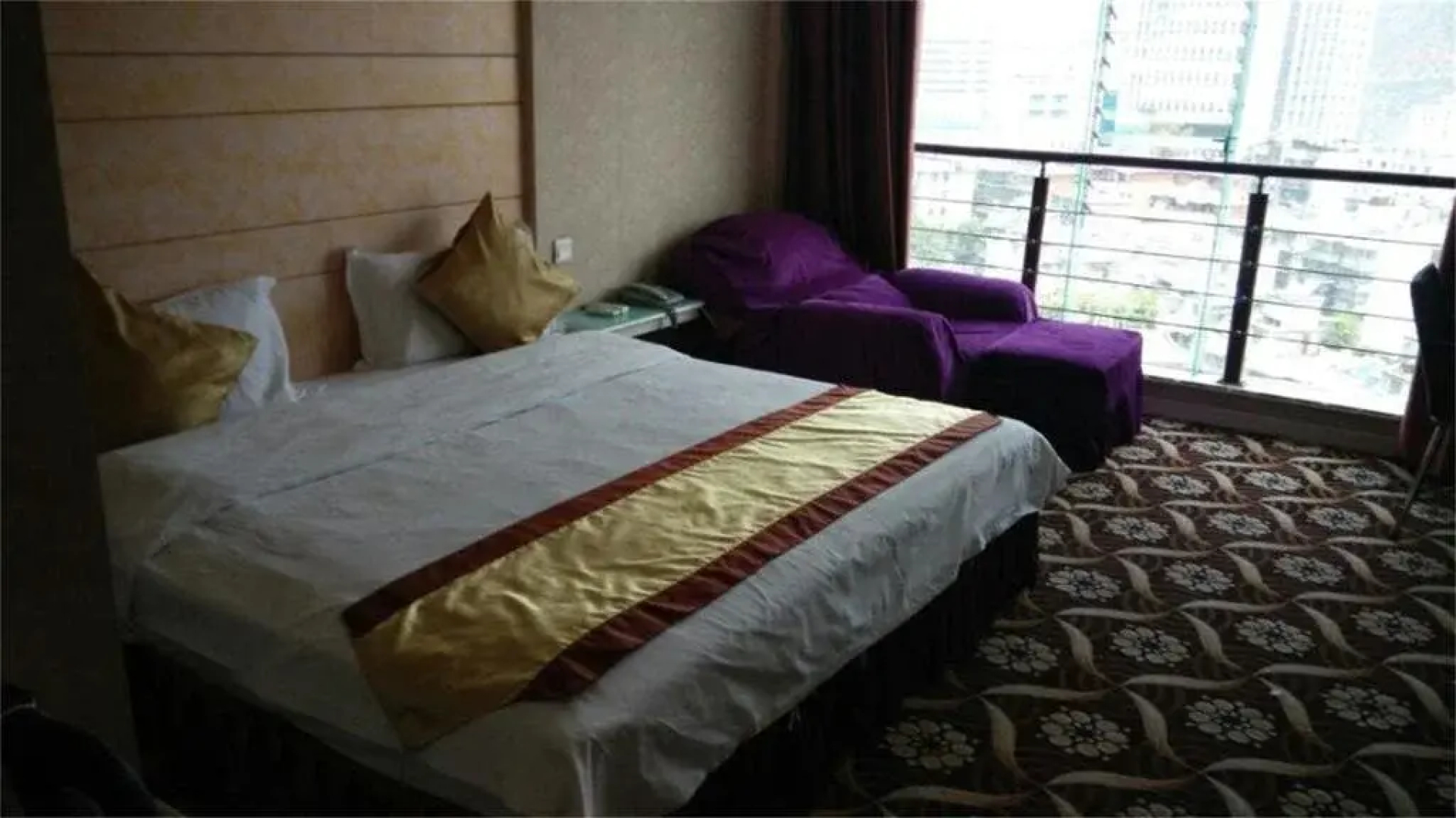 Yinxiang Business Inn