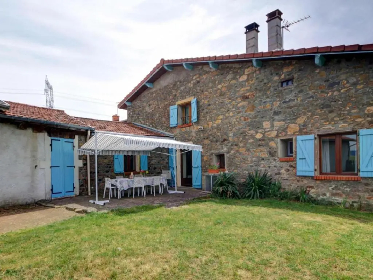 House Les vieilles cours