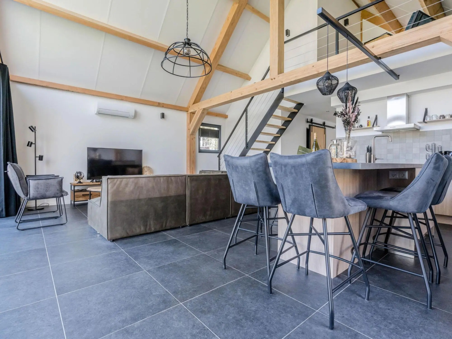 Beautiful house with two bathrooms on a holiday park near Baarle-Nassau