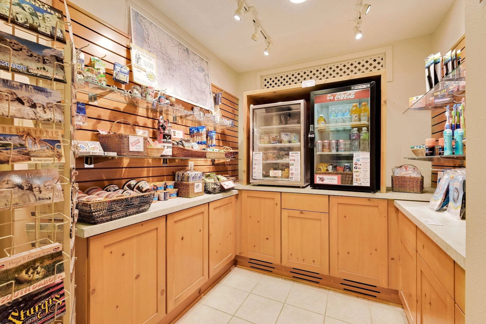 Summerset Hotel & Suites