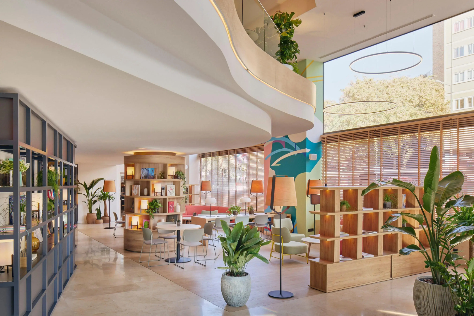 Отель INNSiDE by Melia Barcelona Apolo