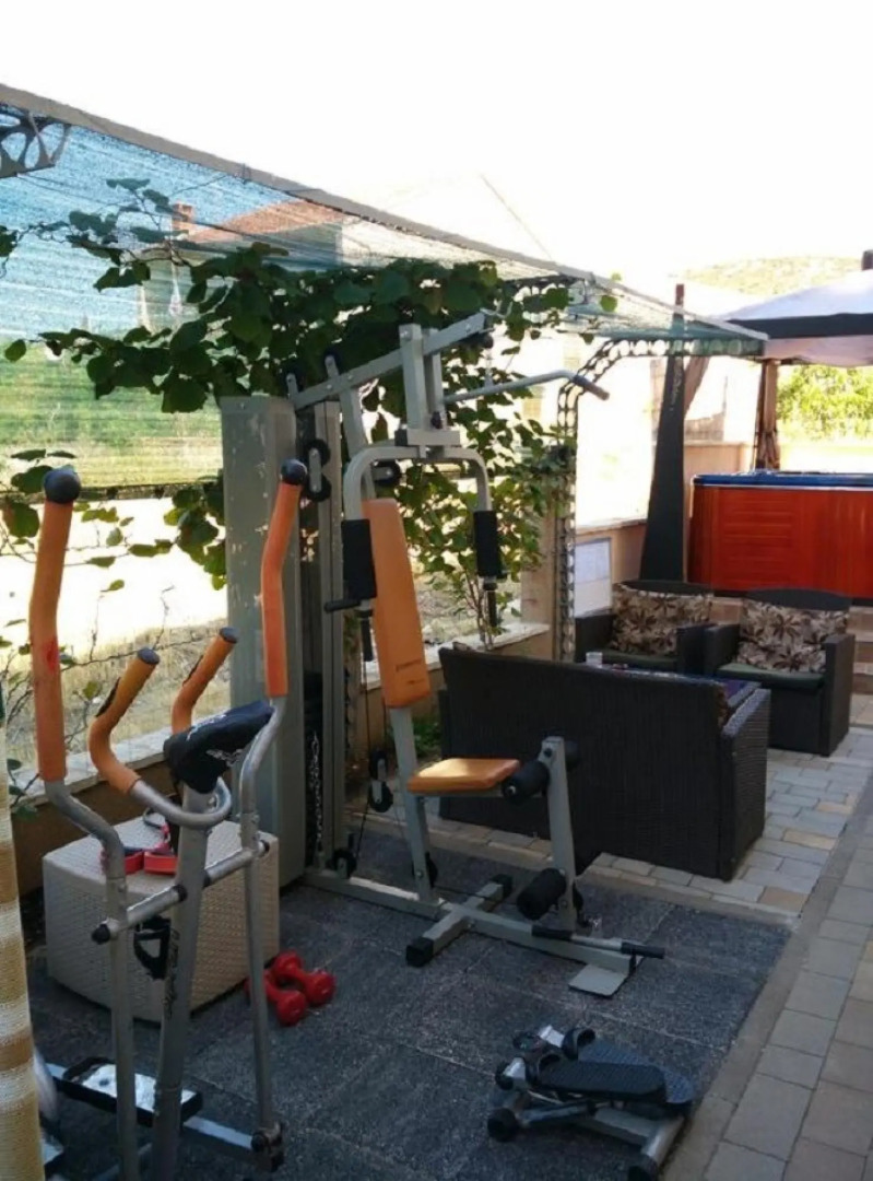 Antonija - jacuzzi and fitness - A2(2+2)