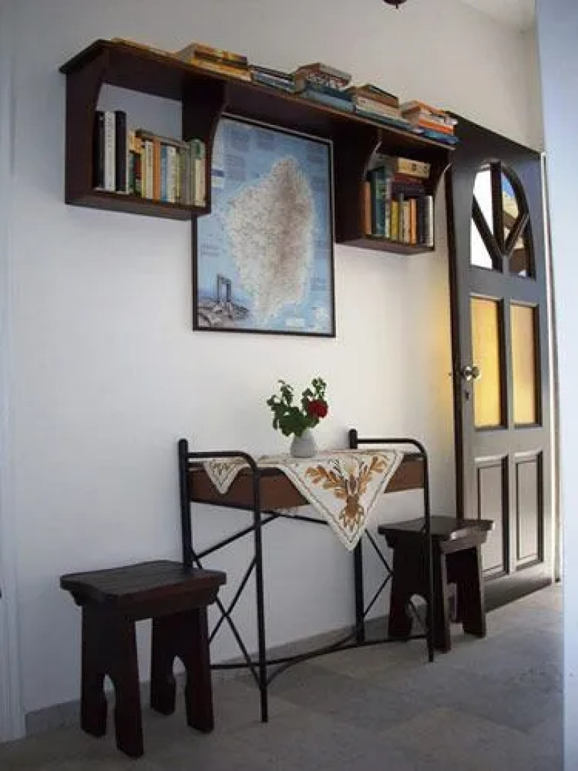 Faros Villa small hotel & restaurant