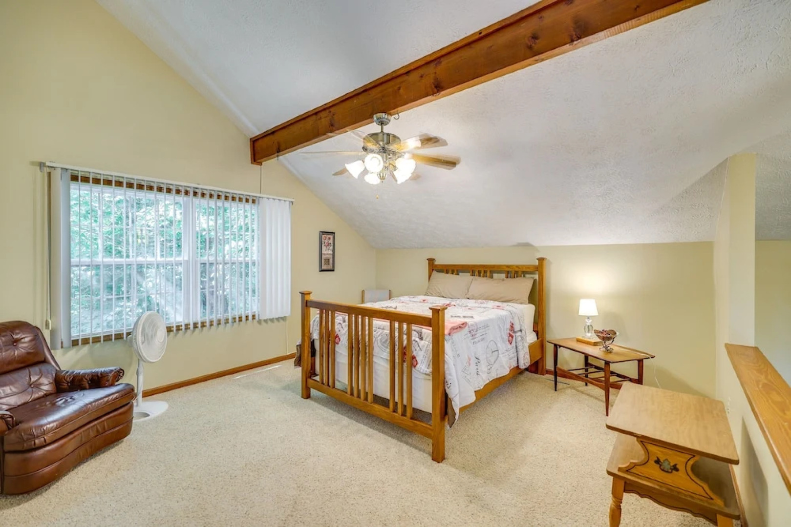 Ozark Mountain View Retreat w/ Hot Tub!