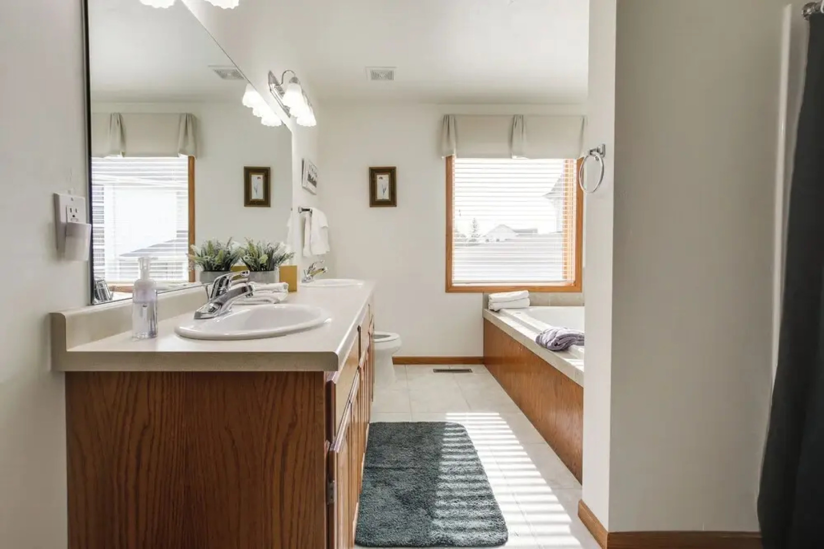 'pattie's Other Place' - Indoor Pool Access!