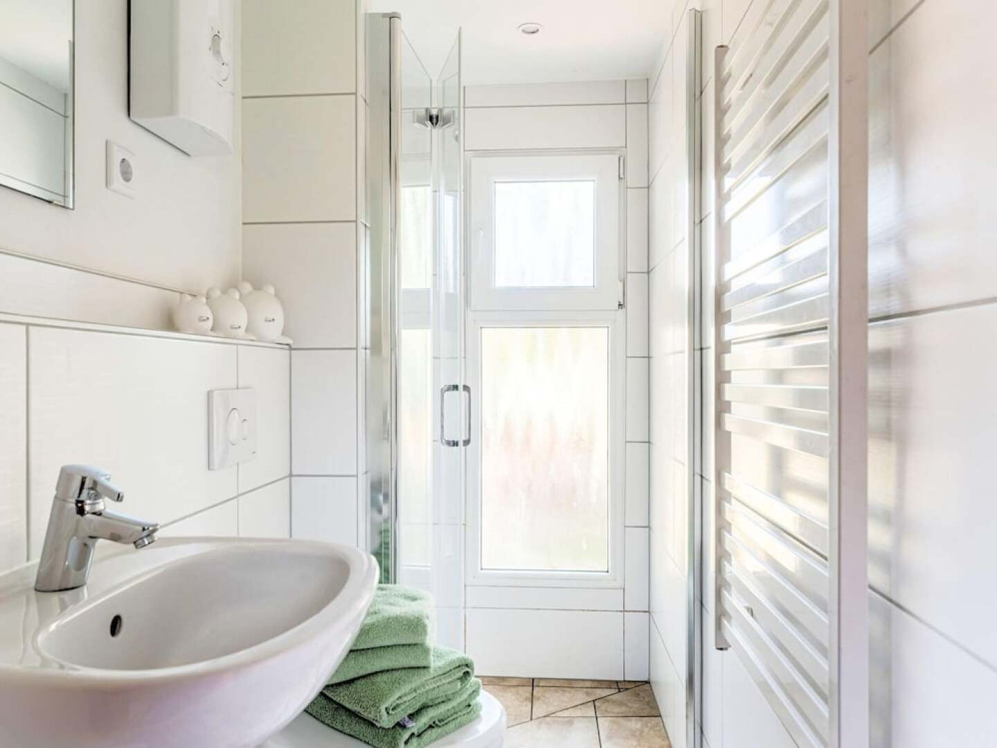 Hideaway With Lakeside Leisure