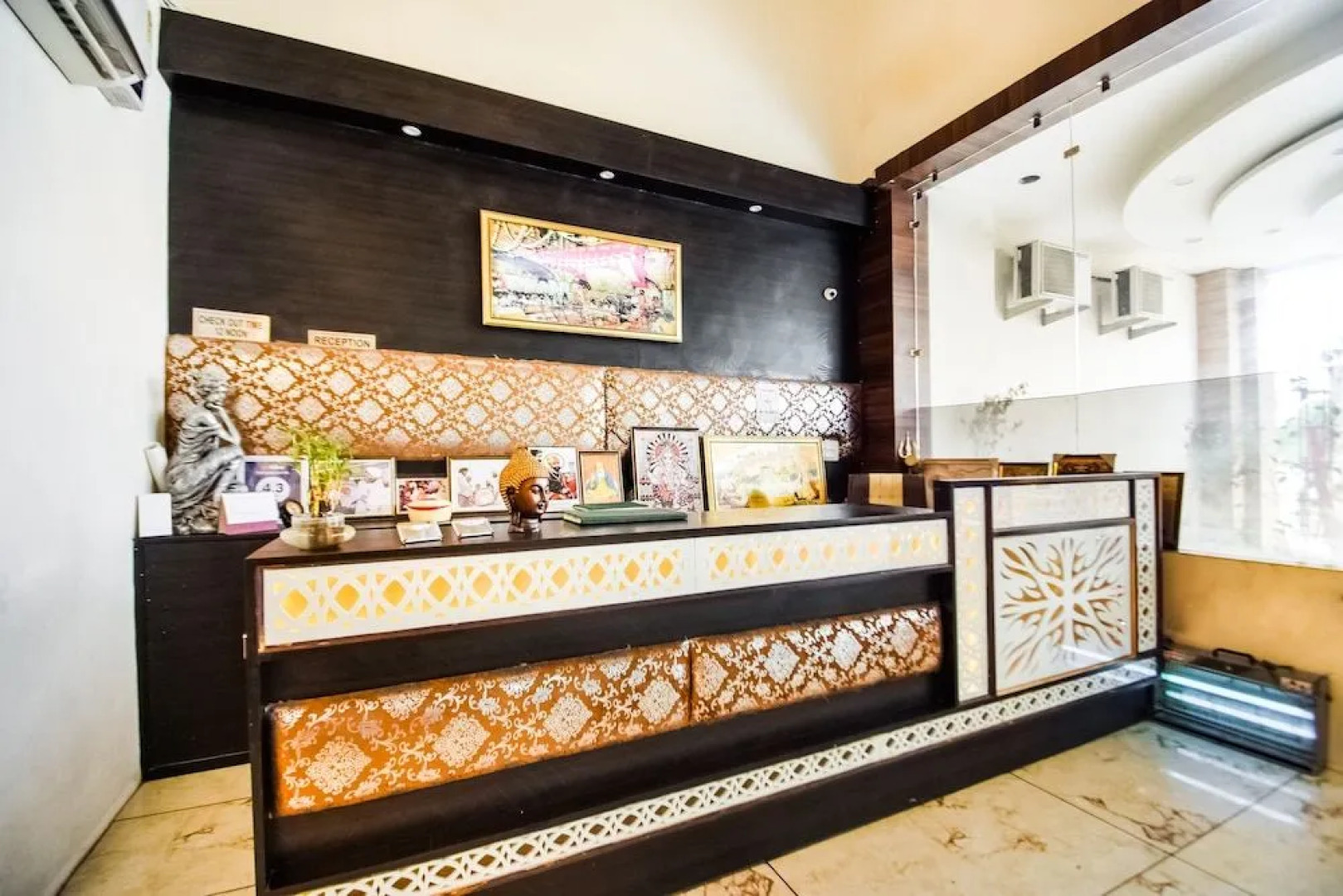 OYO 47859 Uttam Residency