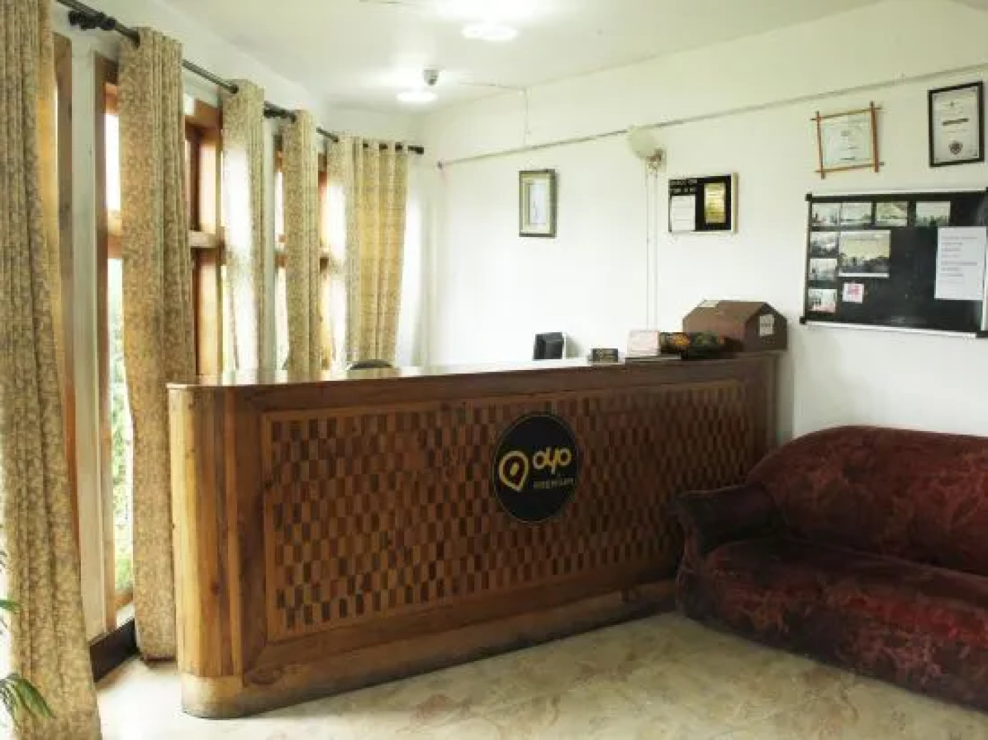 OYO Premium Near Zoo Nainital