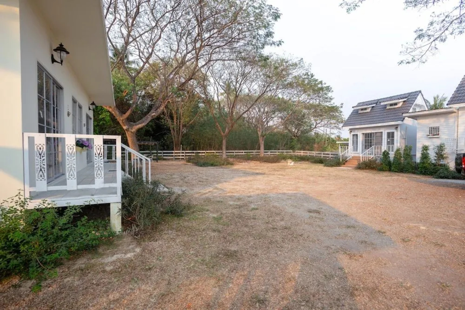 OYO 556 Chaisathan Cottage