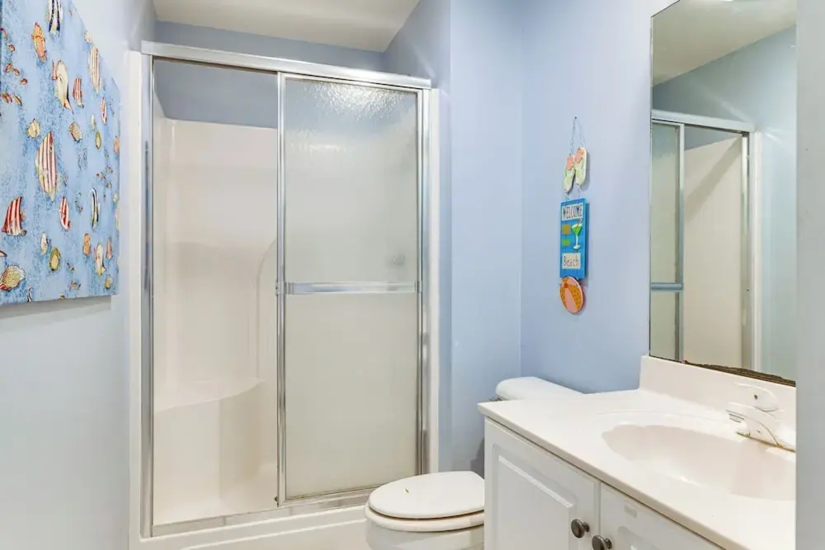 Steps to Beach: Emerald Isle Home w/ Deck!