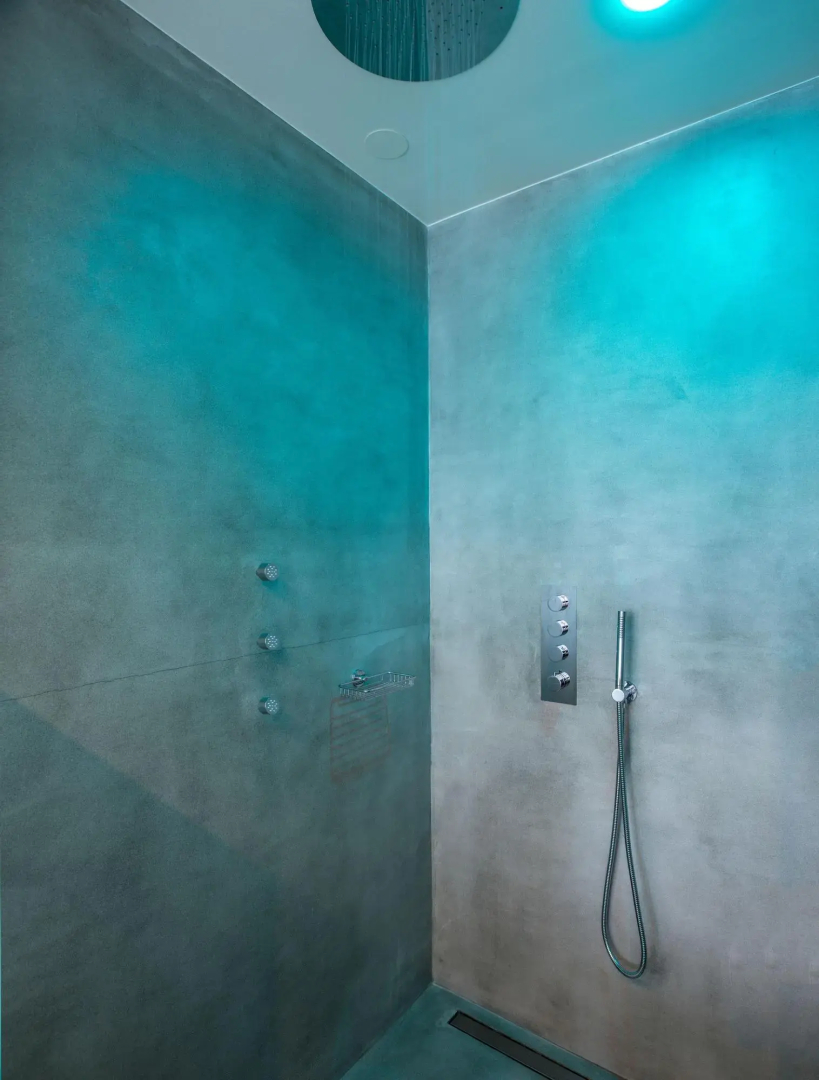 Bluetopia Suites