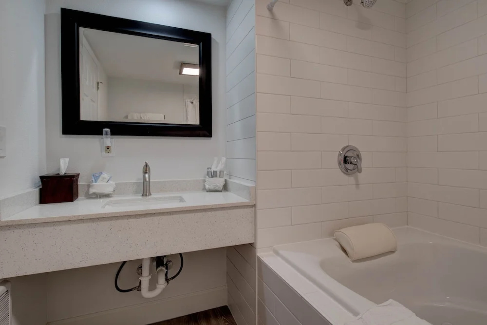 Inn of the Four Winds Oceanfront Seaside