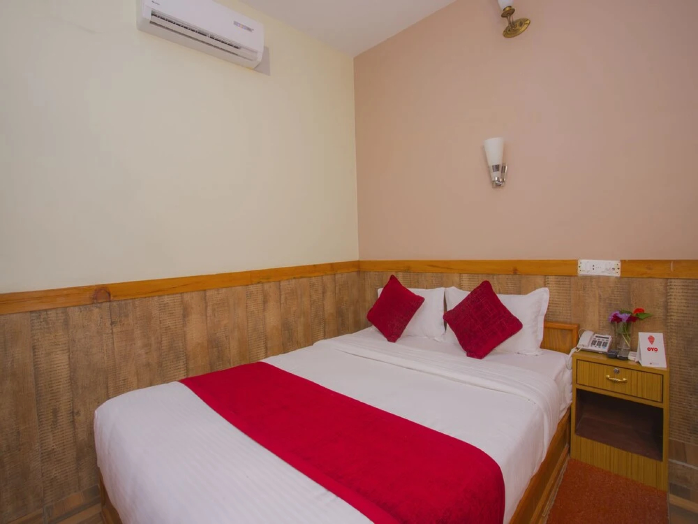 OYO 220 Grand Shivalaya Hotel And Restro