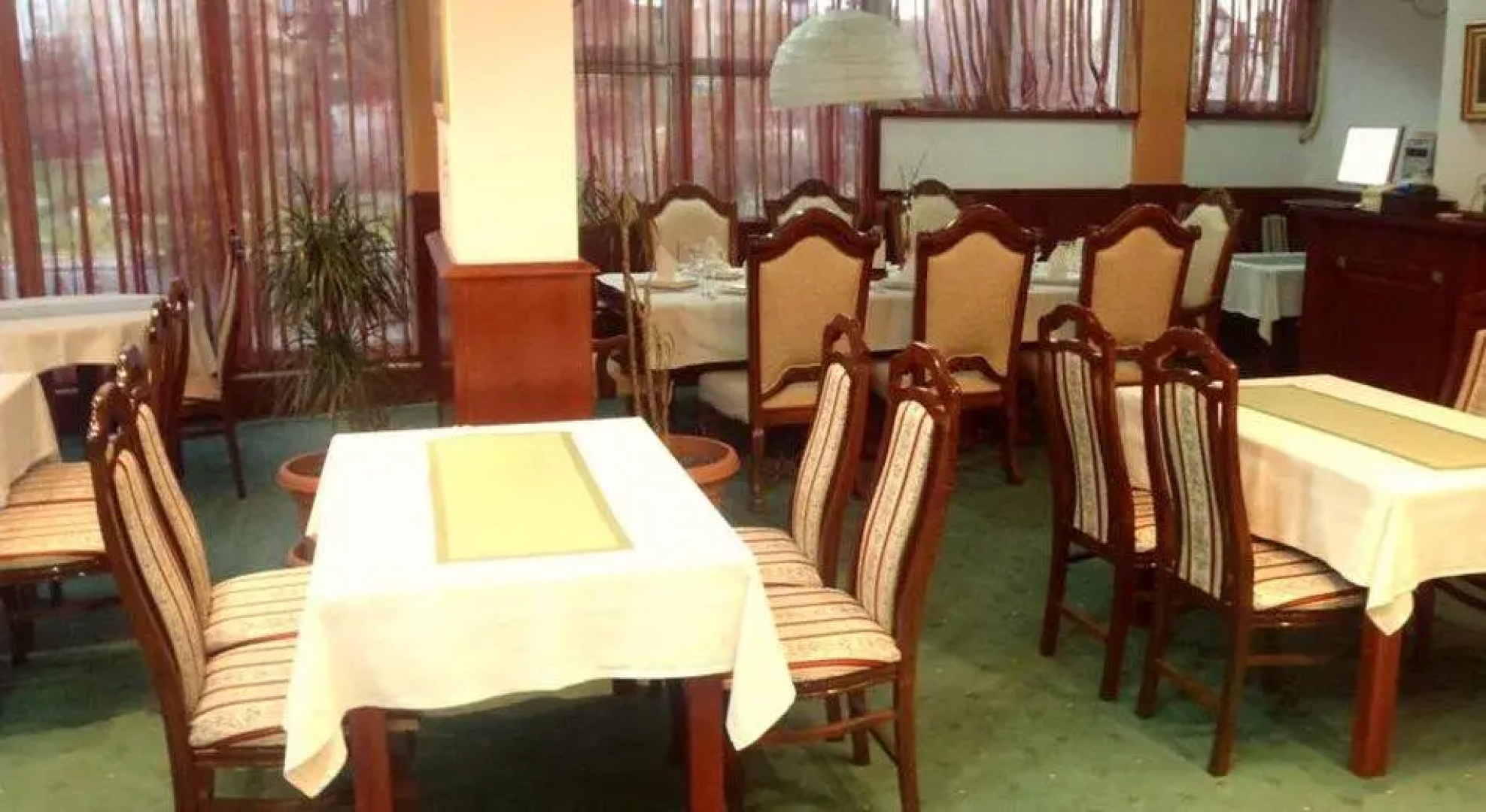 Hotel Diplomat