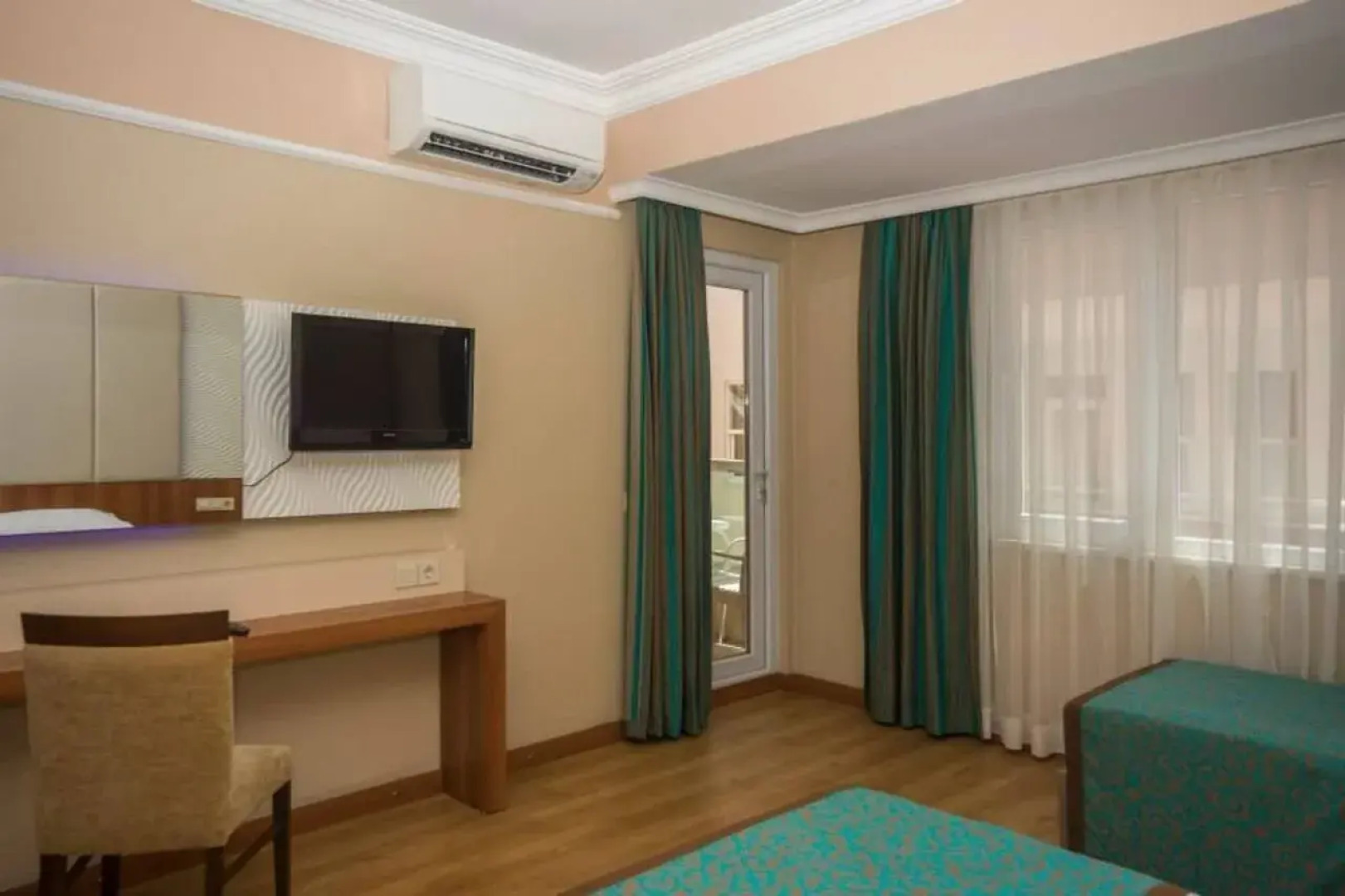 Cleopatra Tac Apart Hotel