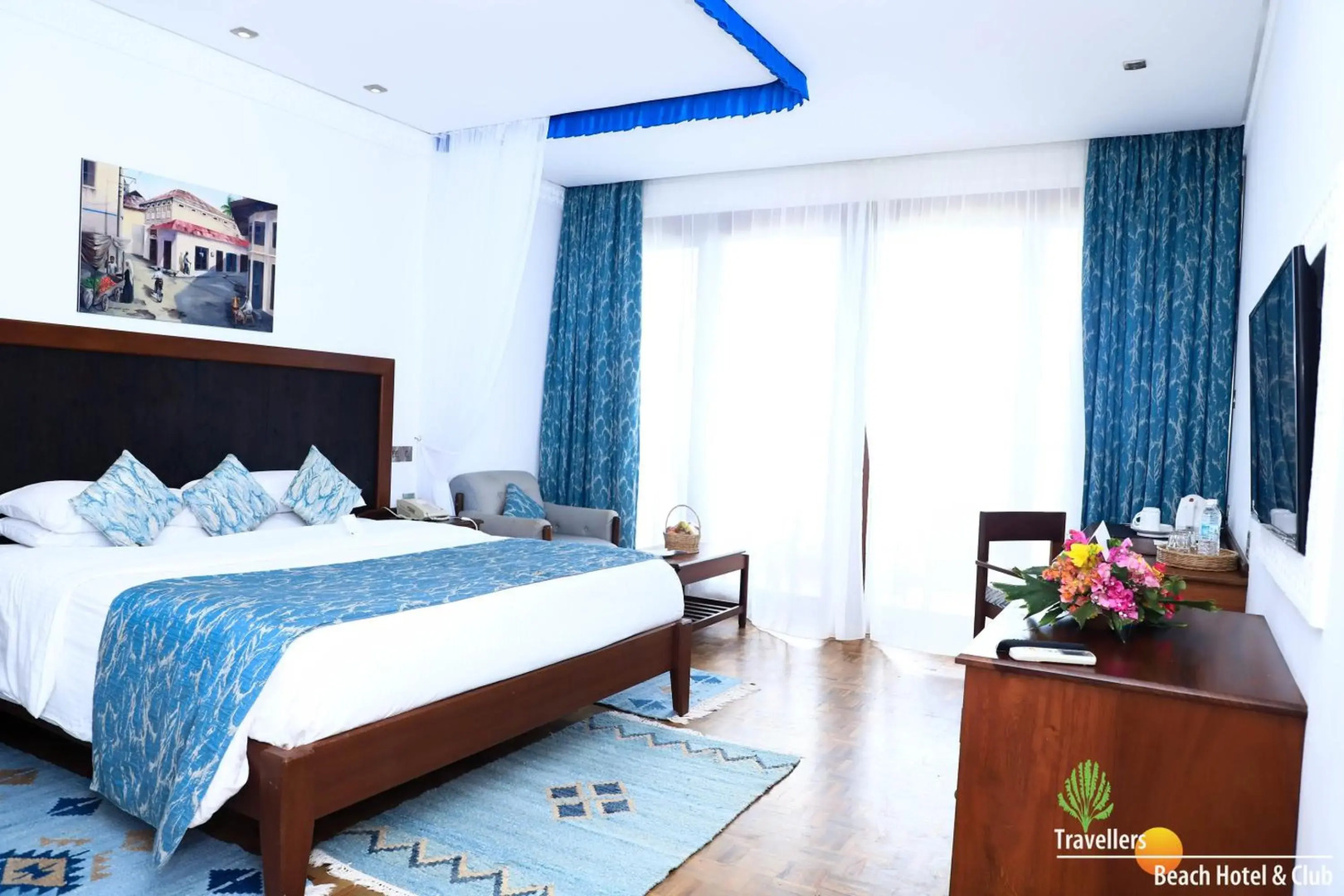 Travellers Beach Hotel & Club