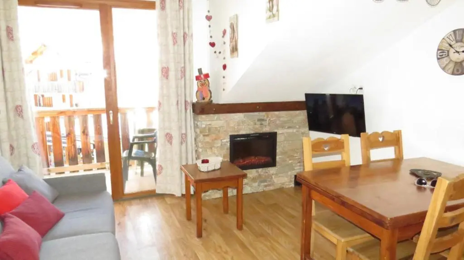 Les Orres 1800 Appartement vue exceptionnelle avec parking privatif