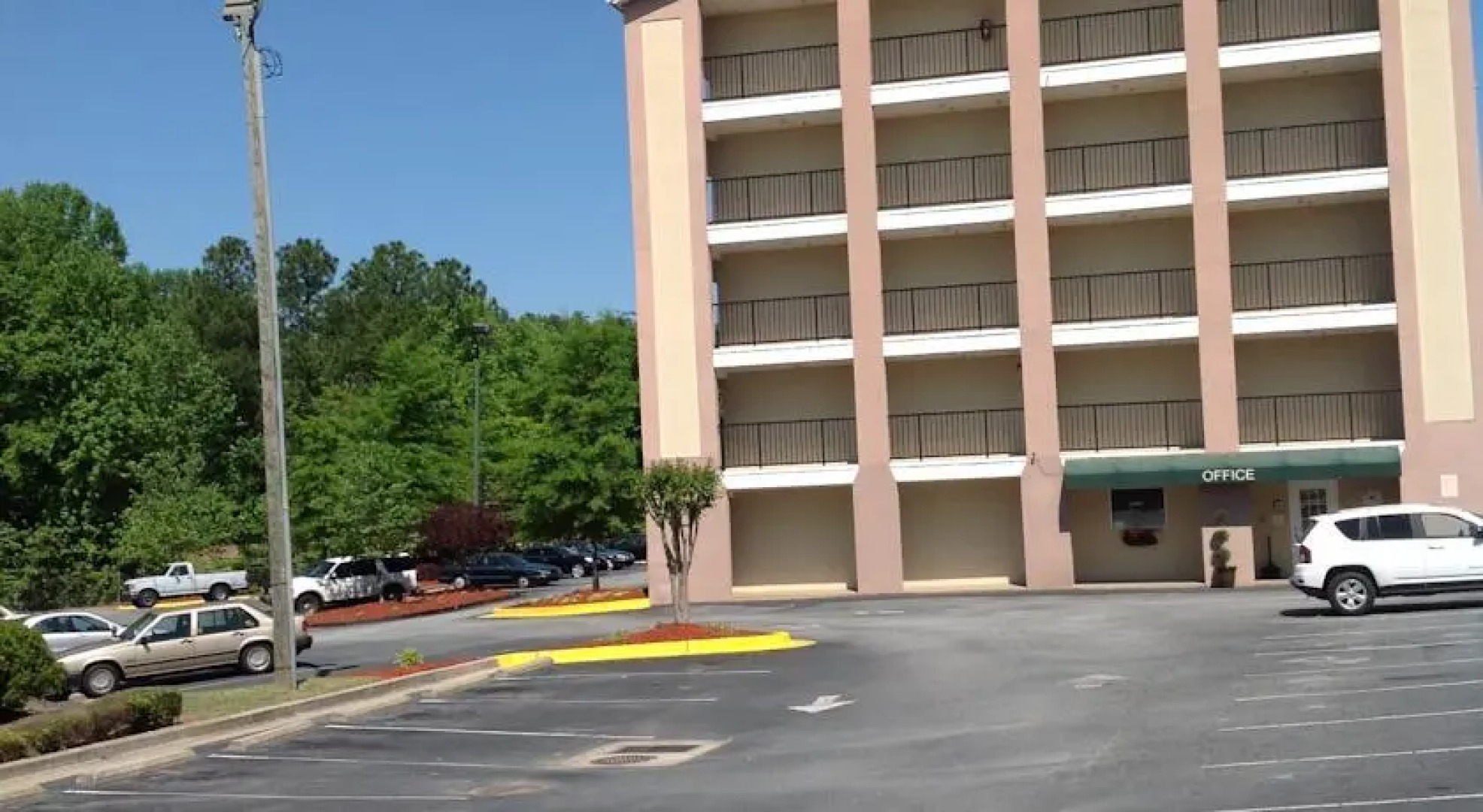Savannah Suites Chamblee