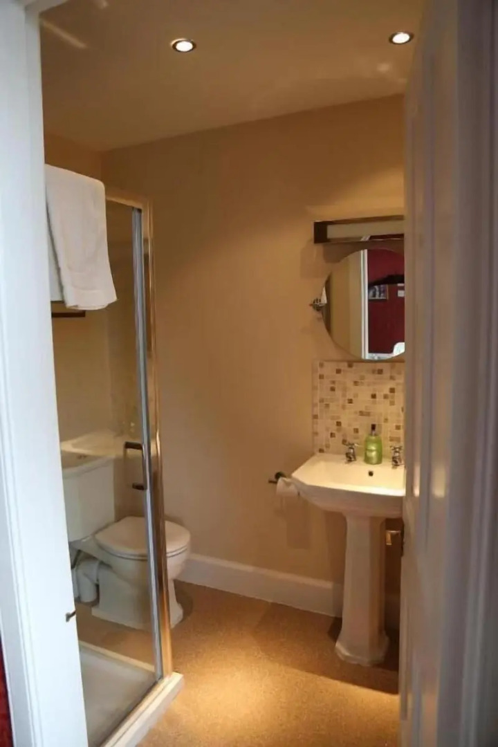 The Pines Guesthouse