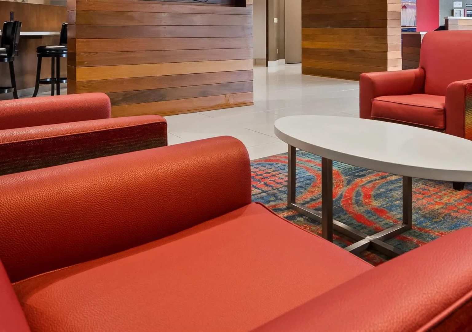 Holiday Inn Milwaukee Brookfield by IHG