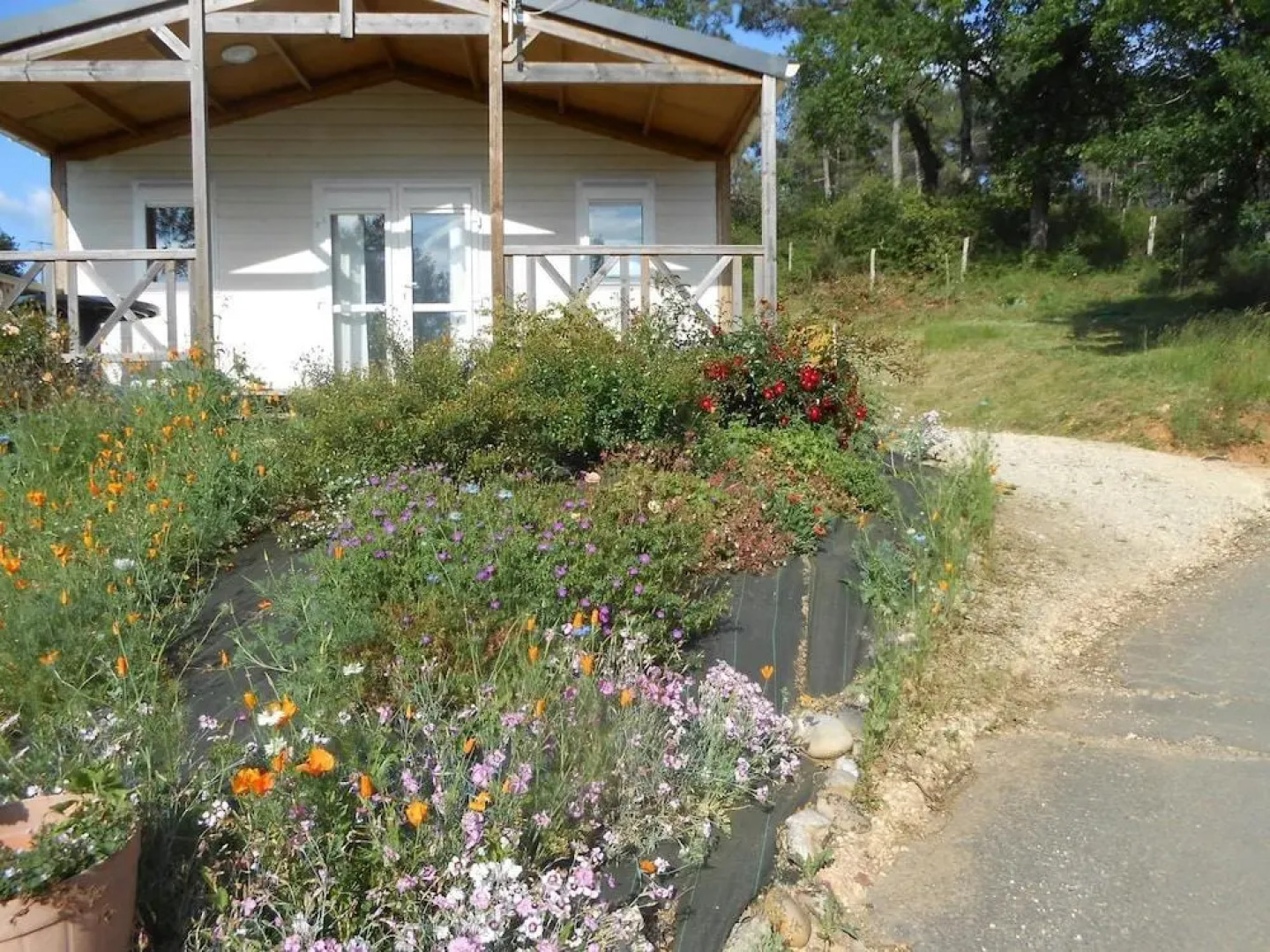 Camping Des Bastides Logements Insolites