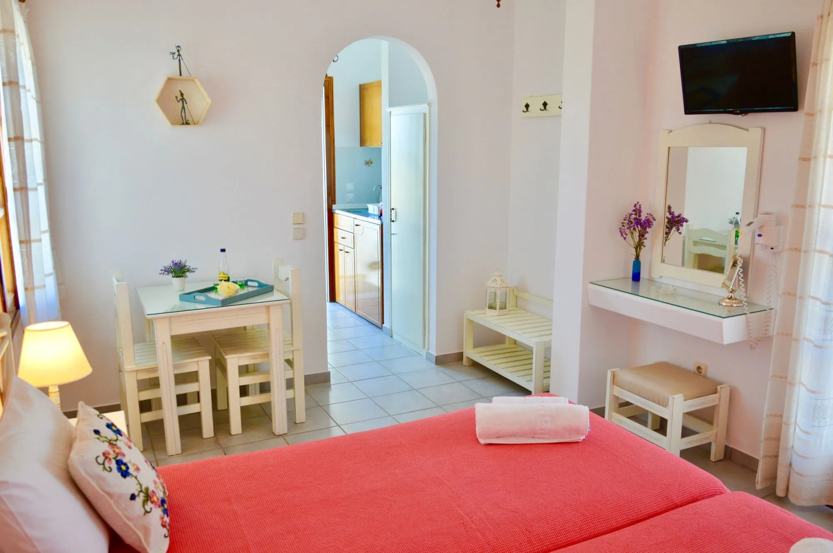 Zanneta Apartments and Suites