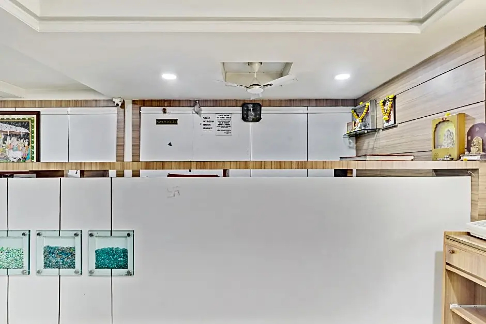 Vaccinated Staff- Capital O 4552 Hotel Sharada International