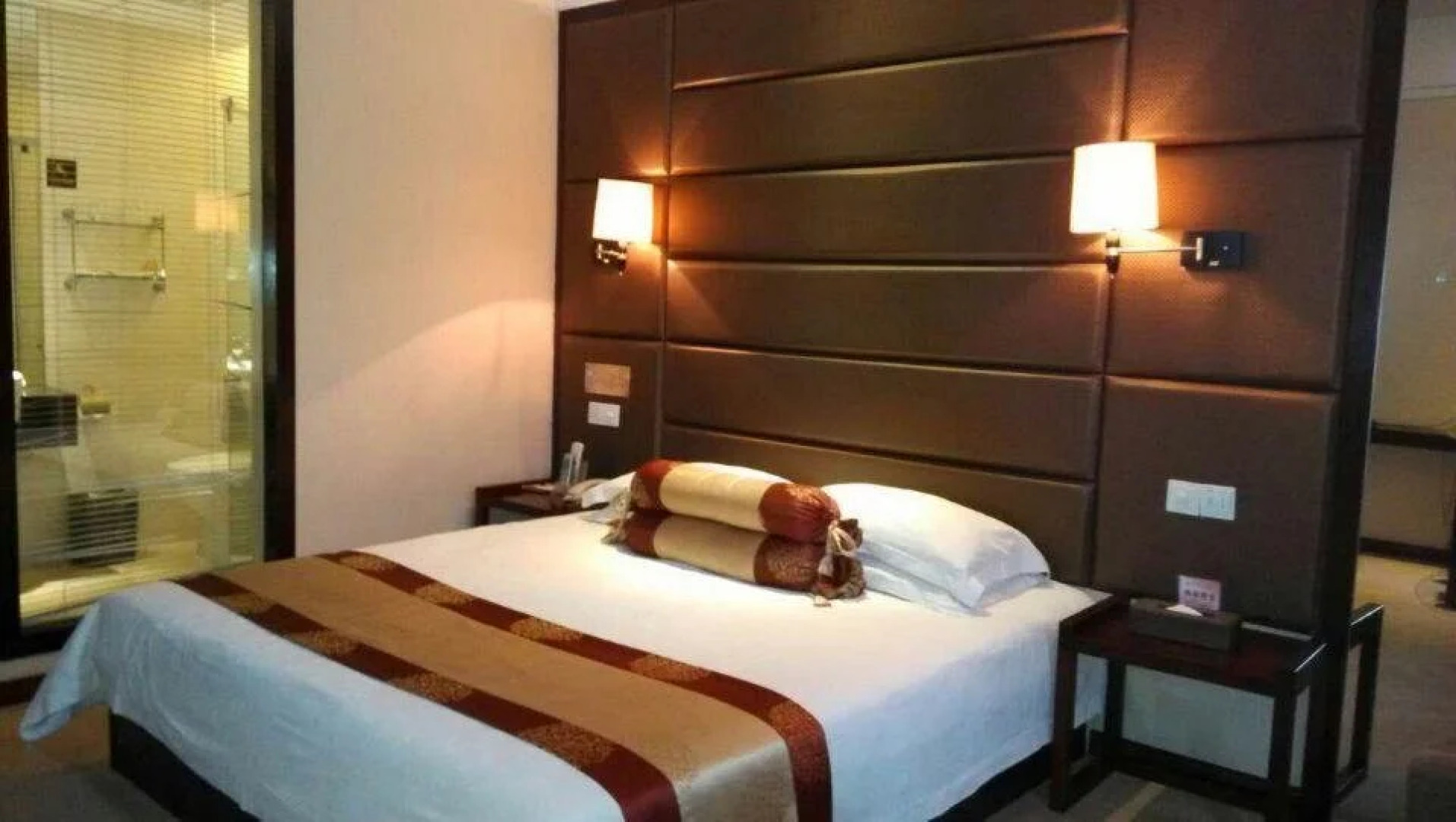 Hubei Yatingxuan Hotel