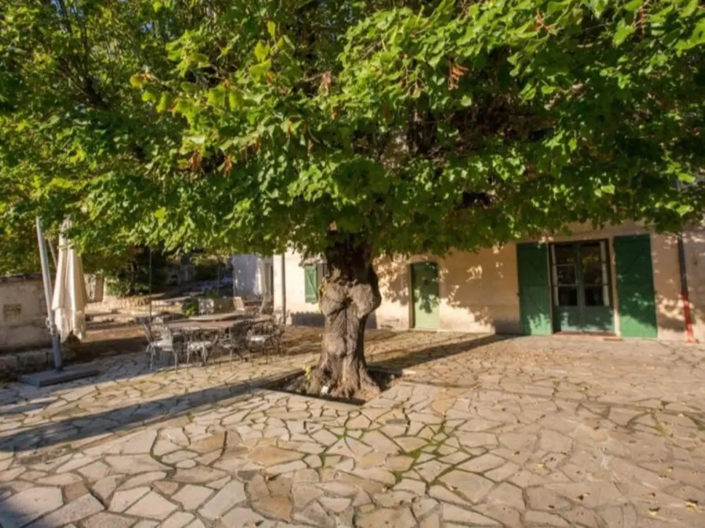 Property With 5 Bedrooms In Mouans-sartoux, With Wonderful Mountain View, Private Pool, Enclosed Garden - 17 Km From The Beach