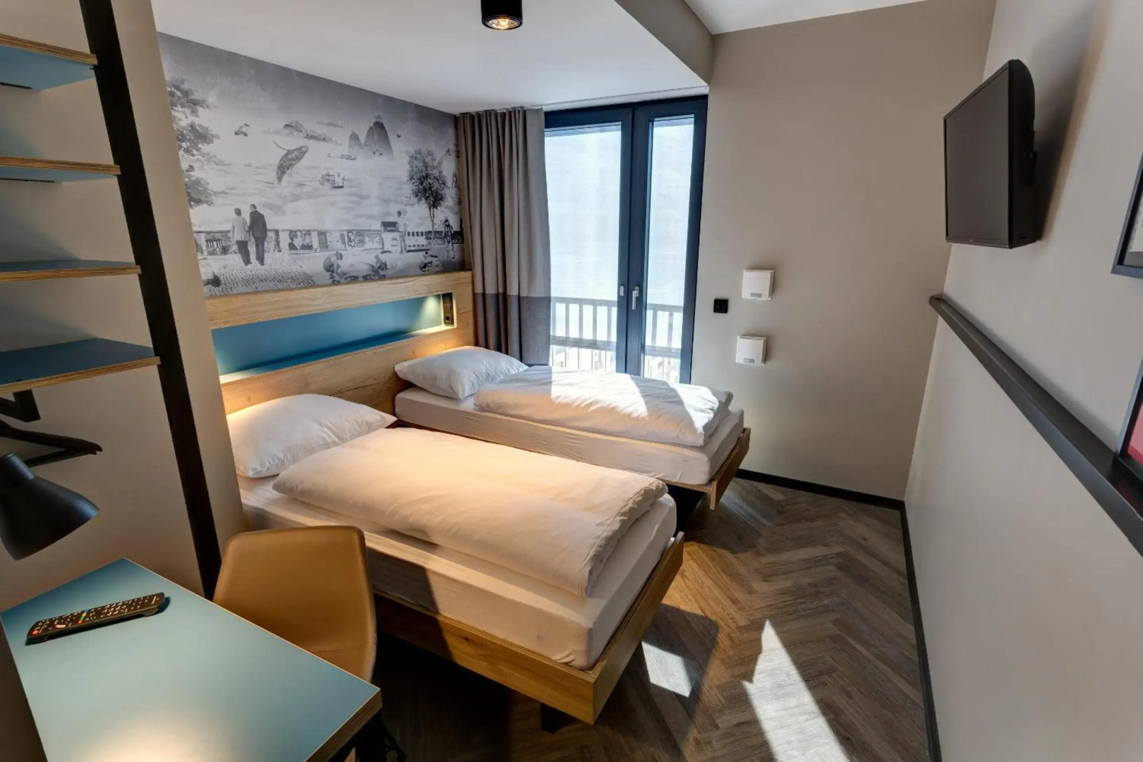 Schulz Hotel Berlin Wall at the East Side Gallery