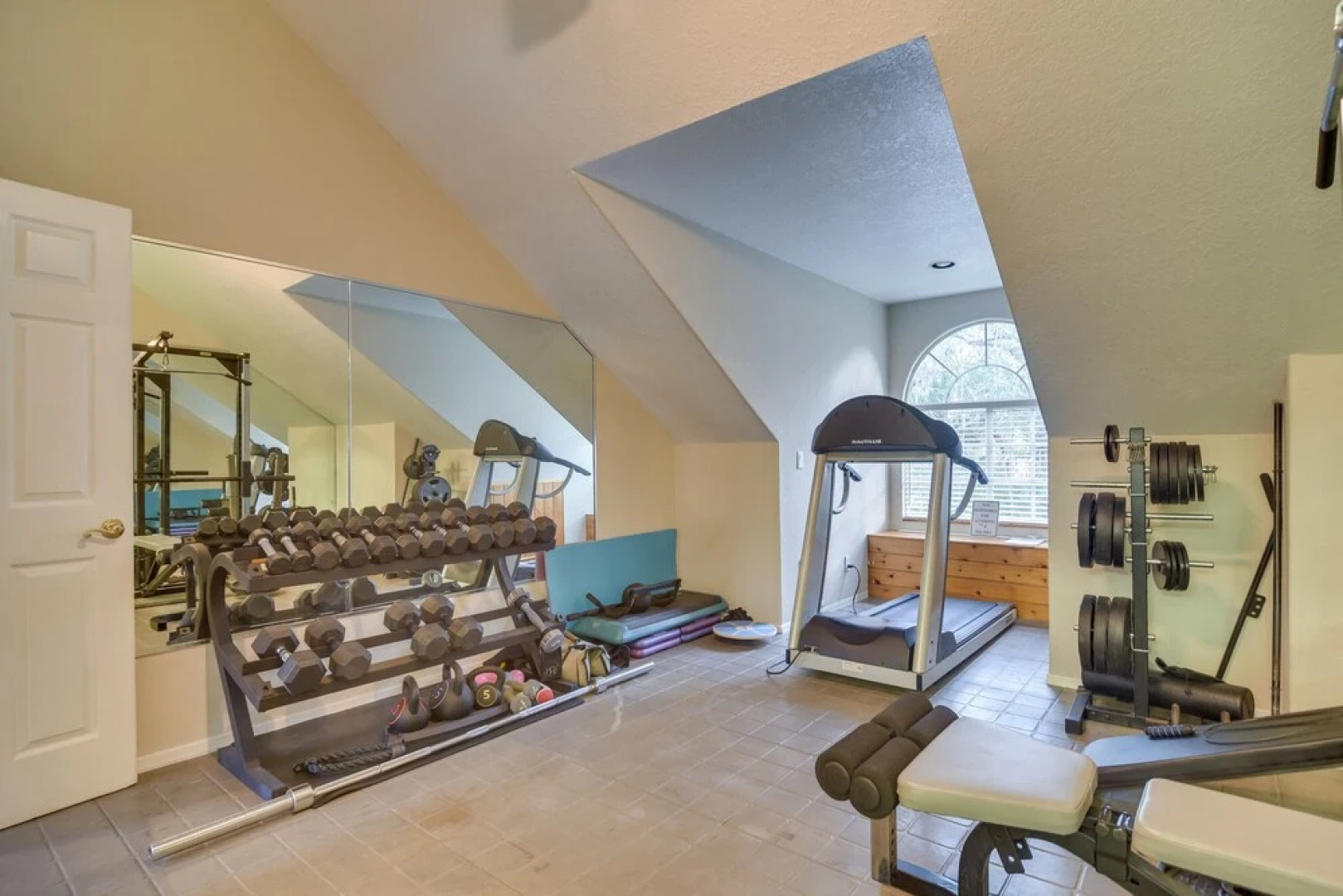 Palm Harbor Home w/ Private Pool, 4 Mi to Beach