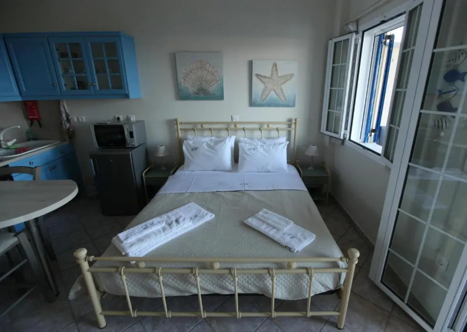 Sea Urchin Apartments 2nd floor