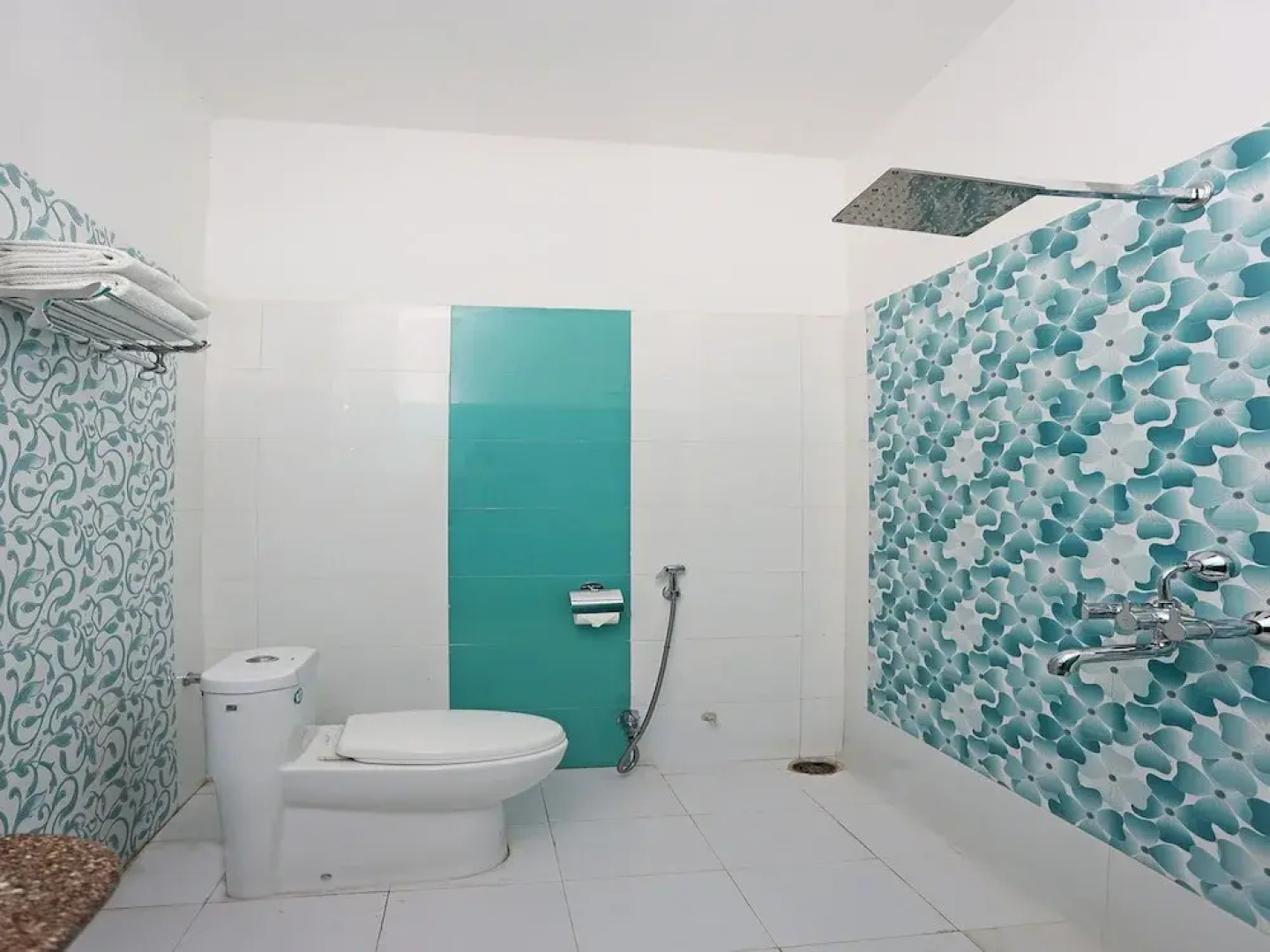 OYO Flagship 120 Gupta Inn Cantonment