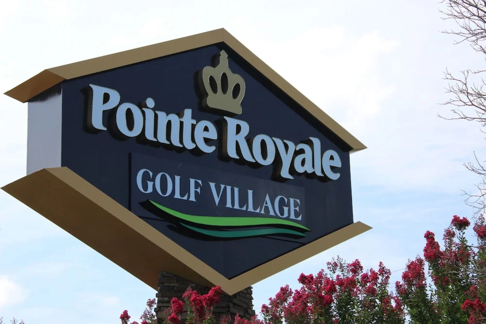 Pointe Royale Condo Vacation and Golf Resort