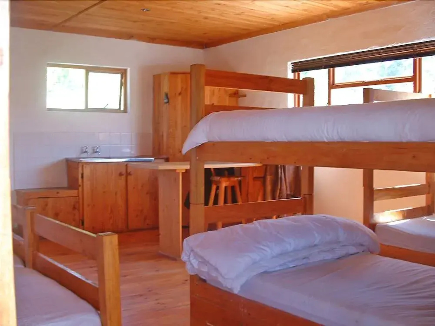 Barrydale Backpackers and Dung Beetle - Hostel