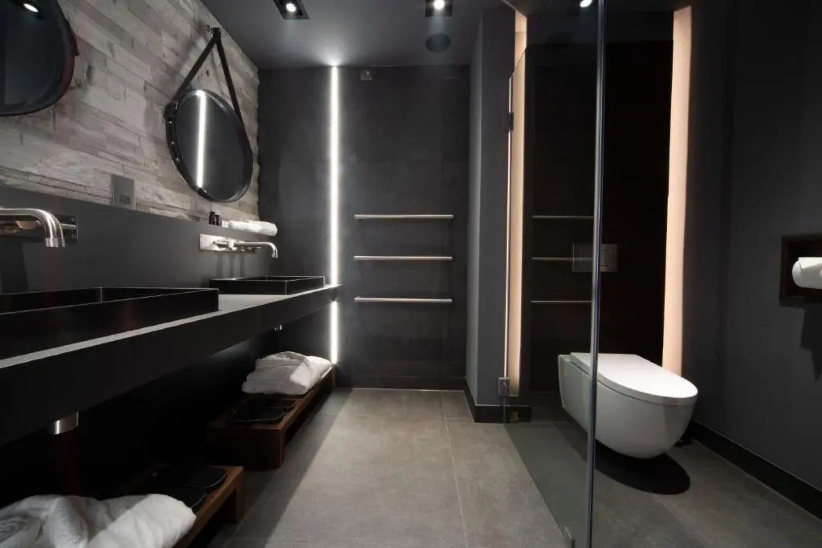 Cave Hotel near Canterbury