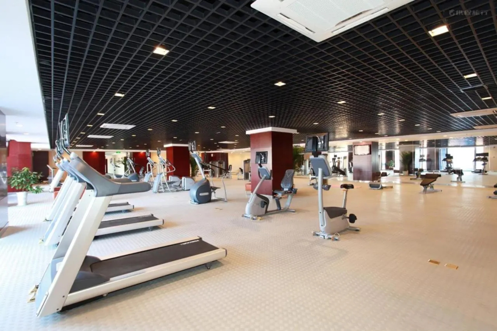 Howard Johnson Tropical Garden Plaza Kunming